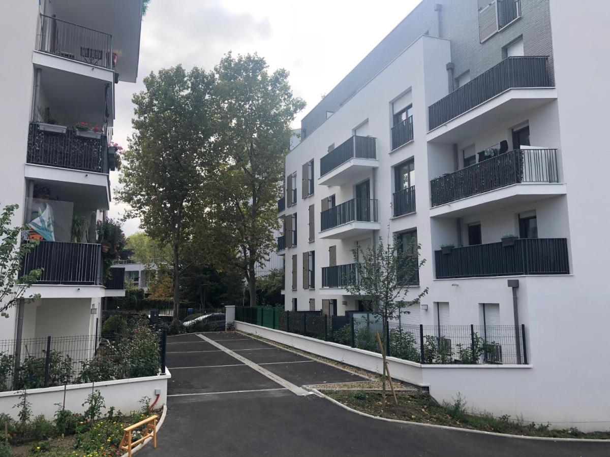 Jolie Chambre A Nanterre Prefecture Proche La Defense Arena Campus Sncf Et Paris Екстериор снимка