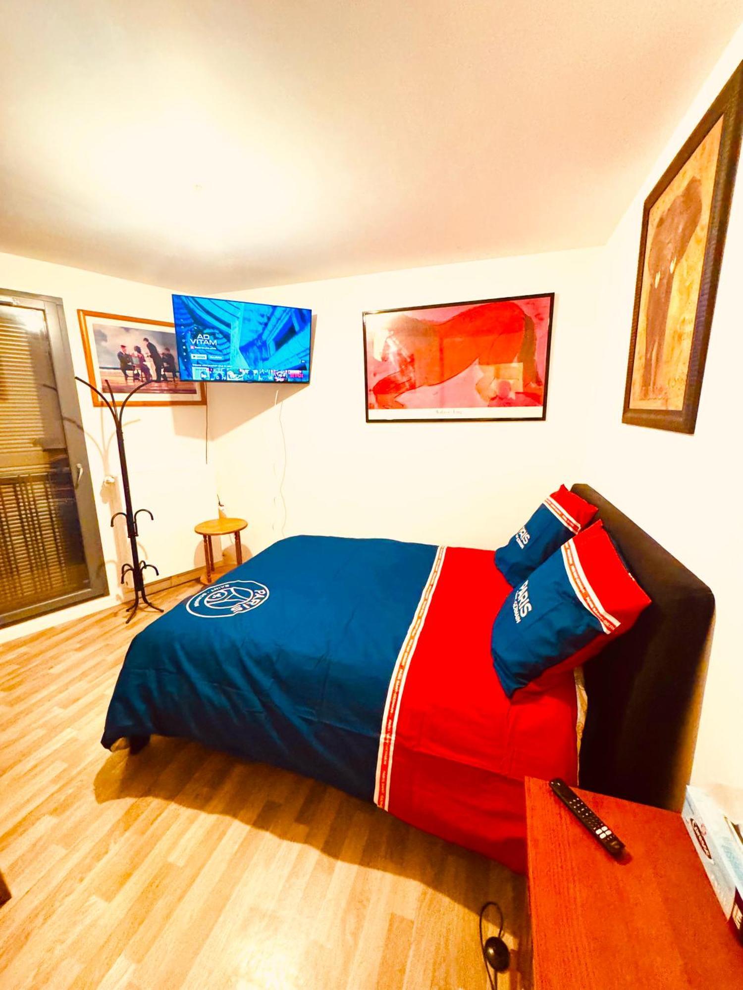 Jolie Chambre A Nanterre Prefecture Proche La Defense Arena Campus Sncf Et Paris Екстериор снимка