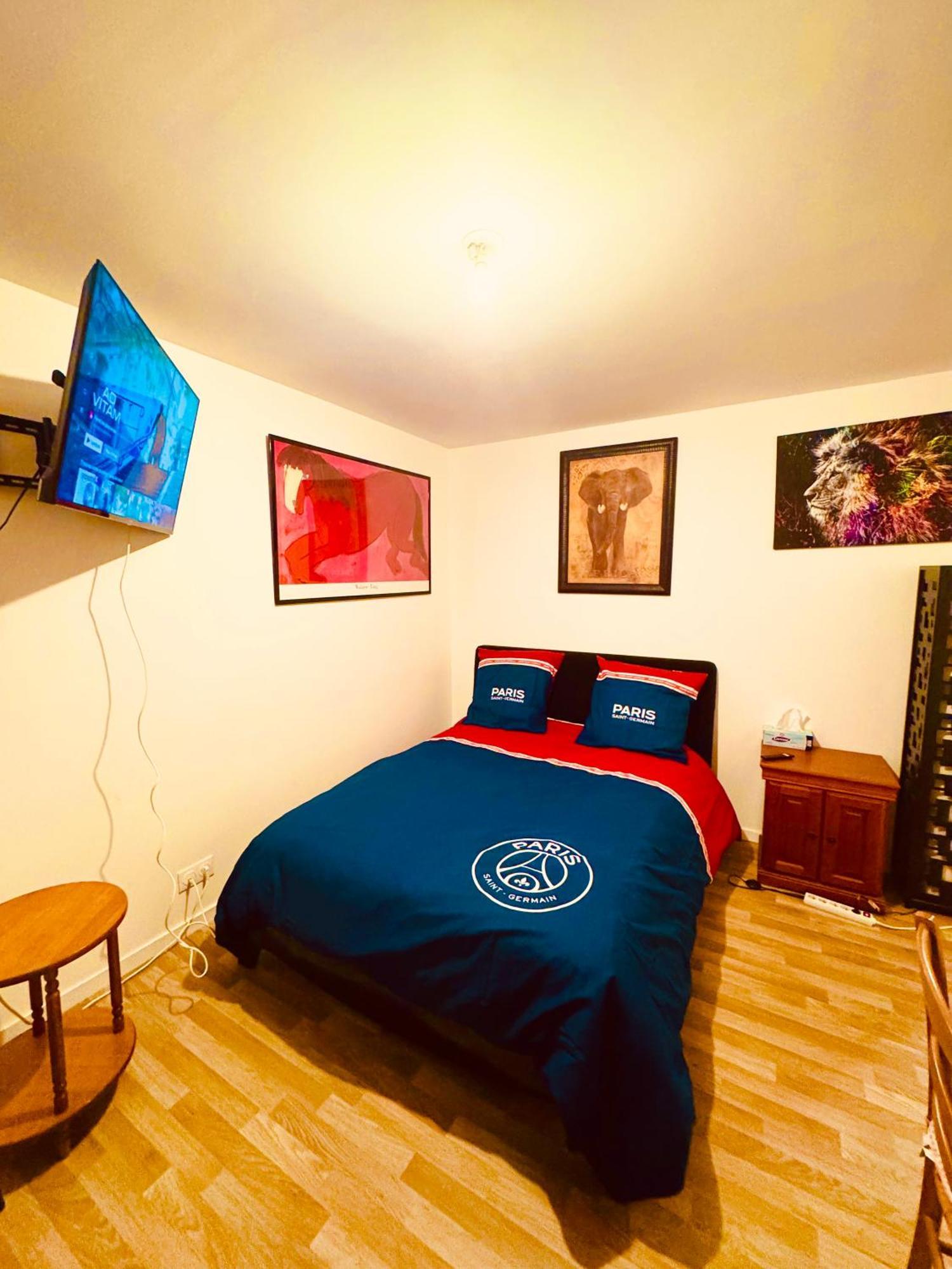 Jolie Chambre A Nanterre Prefecture Proche La Defense Arena Campus Sncf Et Paris Екстериор снимка